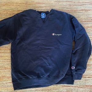 Vintage navy champion crewneck size youth x-large fits like adult women’s medium